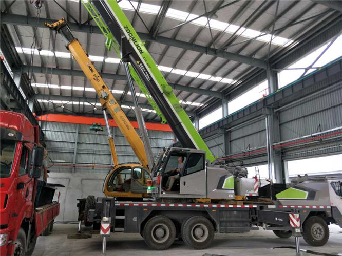 天元区高空车出租需要注意哪些安全事项？